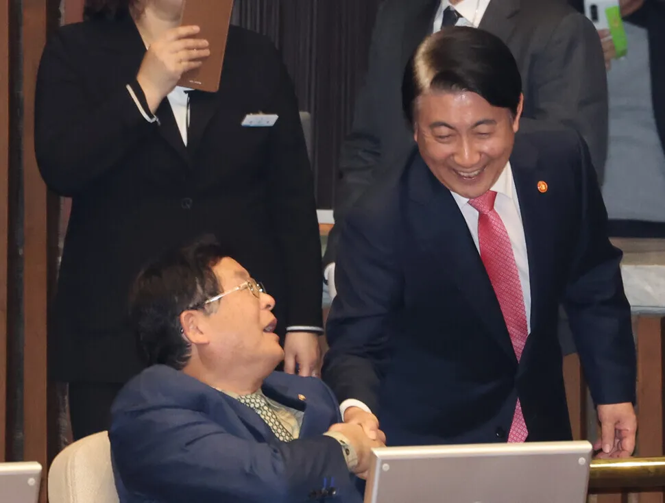 South Korea's Democratic Party Plans to Pass Broadcasting Reform Laws