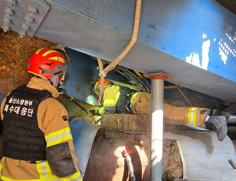 울산화력 마지막 매몰자 199시간 만에 찾았다…소방 “구조 중”