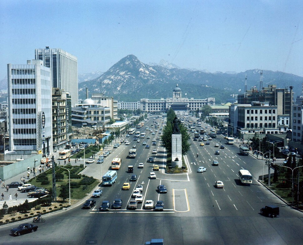 1974년 세종로 모습. 서울역사박물관 제공