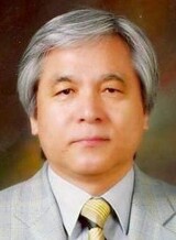 [世相を読む]ある日本官僚の謝罪