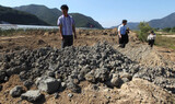 洛東江、河岸 産業廃棄物 数十万トン…４大河川強行すれば飲料水源 汚染