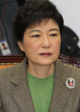 ‘アストラル’する朴槿恵、 