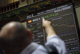 スペイン 銀行損失を食い止め、国家は負債の山…2008年危機‘反復’