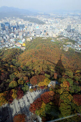 紅く燃えるソウル南山（ナムサン）