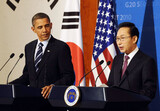 ‘米 量的緩和’質問されたイ大統領 