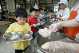 小規模学校‘給食費戦争’…“年間3千万ウォンあれば無料給食”
