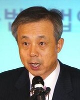 ‘テグァン 脱税 面倒見’ドキッとしたか…国税庁長 