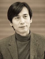 “イ・ミョンバク政権, 文明逆走行 悲しい”