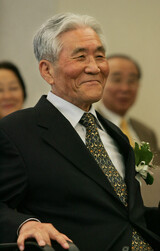 時代の実践的知識人 リ・ヨンヒ先生 逝去