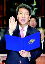 ‘聴聞会偽証’束手無策
