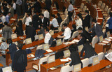 釜山“国民と共に政権退陣闘争”