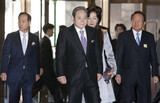 イ・ゴンヒ前会長 三星電子会長に復帰