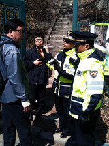 ‘解雇者など登山 諜報’に登山路閉鎖したあきれた警察