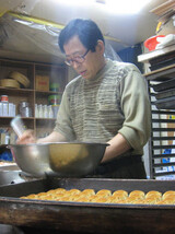 幸福を焼く‘3ヶ 1000ウォン パン’