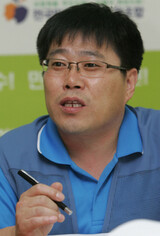“反庶民政策 牽制するために民労総加入”