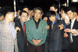[ハンギョレ2 2012.01.30第895号] 拷問・虐殺も許す神様の上の‘上神様’