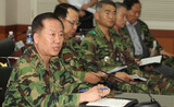 投機疑惑 ファン・ウィドン陸軍参謀総長‘更迭性辞任’…大統領府発 軍改革 信号弾?