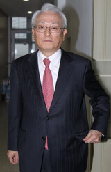 ‘核心要職 身内で’親衛体制 強化