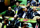 イ大統領“統一より重要なことは南北和平”