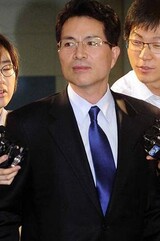 ‘スポンサー検事’特検 ハン・スンチョル 召還調査