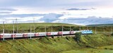 シベリア横断列車に乗り歴史を横断する