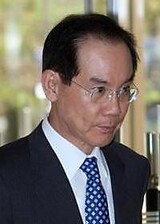 今度はイ・ハクスまで? 光復節 特赦説‘ひそひそ’