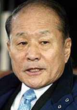 イ・サンドク議員室 口座に‘疑問の10億’
