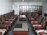 豪華庁舎 毒々しい眼差し受ける城南市庁4階に…‘超豪華’ 民主平和統一事務室