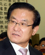 ハン・ミョンスク捜査 問題提起に法務長官 突然‘言論のせい’