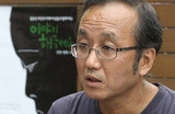 [この人]　「ニコン写真展中止に黙る日本社会理解できない」
