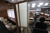 国家情報院・警察 27人 証言台へ…身元露出 防止のために‘目隠し幕 聴聞会’
