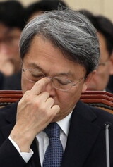 ‘４大河川 政治監査’論難に大統領府 辞退勧めたか