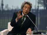 小泉、安倍に‘脱核’決断促す