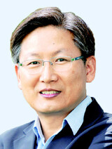 [世相を読む] 韓国 統合進歩党解散審判は民主主義の危機/ペク・テウン