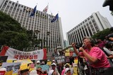 密陽(ミリャン)住民たち、‘警察庁強制撤去’示威パフォーマンス