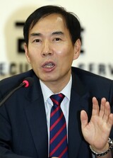 公然わいせつ容疑の済州地方検察長が免職処分に