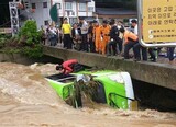韓国南部で記録的豪雨、各地で被害続出