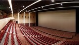 不安な第2ロッテワールド、今度は映画館スクリーンが揺れる