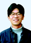[コラム] 沖縄が安倍に勝った理由/イ・ミュンワォン