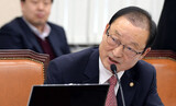 軍出身のセヌリ党議員「旅団長の女性下士官への性的暴行は外泊できなかったから」