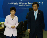 方向なき“原則”にこだわる朴大統領…外相はイエスマンに徹するだけ