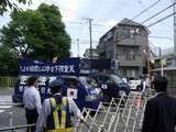 東京朝鮮中高校近くで「嫌韓」右翼と「差別反対」市民が激しい舌戦