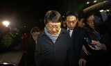 朴大統領実弟パク・ジマン氏、「大統領府文書流出事件」裁判に欠席