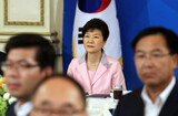 [ニュース分析] 与党に再び朴槿恵色は強まったが…止まらぬ民心離反