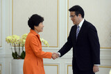 朴大統領「安倍首相談話は歴代政権の歴史認識を汲むべき」