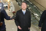 離党した安哲秀氏「守旧でなければ誰とでも手を組む」　保守へ勢力拡大の動き