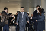 収賄容疑の韓国前首相に懲役１年求刑