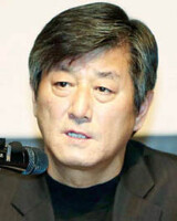 韓国検察、釜山国際映画祭の前執行委員長を不正会計で取り調べ