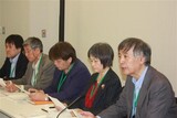 慰安婦財団設立を急ぐ韓国政府、先送りする日本政府