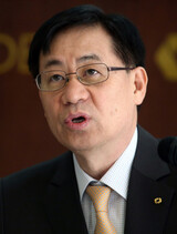 中国のＡＩＩＢ副総裁辞任圧力に韓国政府は無策